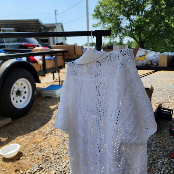 Sweater - Picture 3 of 3